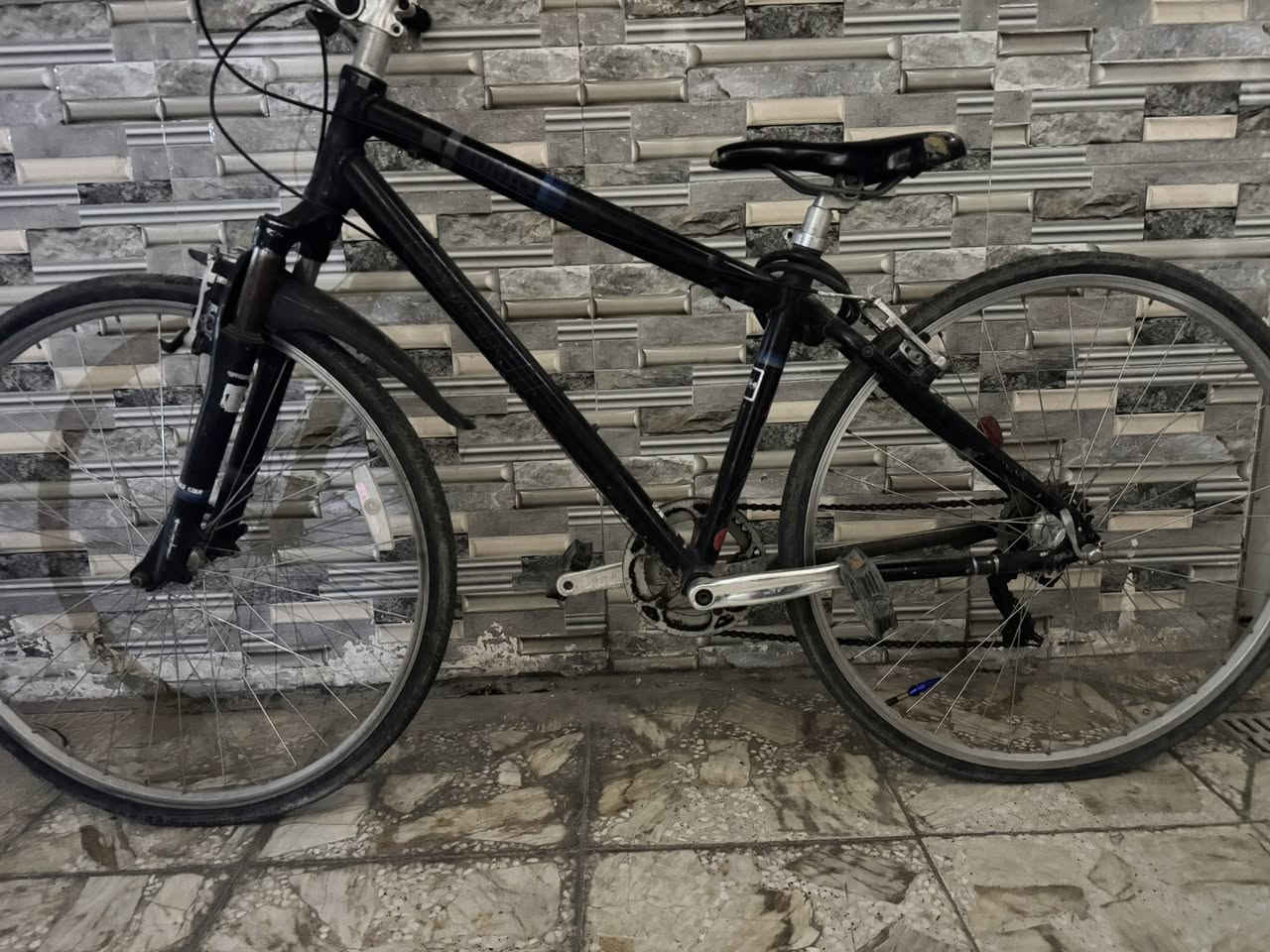 بايسكل ماركة جيانت c700 بايسكل نظيف الدبل شغال العكرب شغال بريكات فقط بي بنجر خلفي السعر ٨٠ الف المكان مدينة الصدر قطاع ١


**إذا كنت صاحب هذا الإعلان وتريد حذفه لأي سبب، رجاءا أرسل رسالة إلى الدعم الفني**