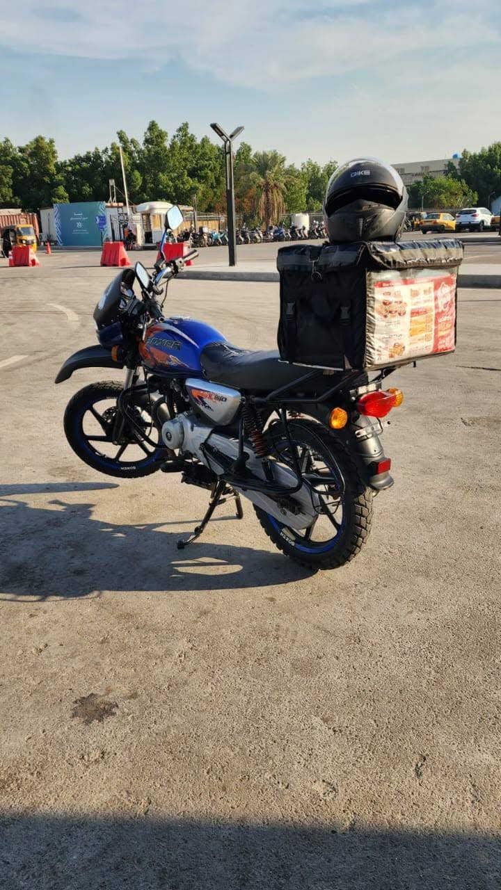 السلام عليكم دراجه بوكسر موديل 21 دراجه كامله أوراق اصوليه مكاني بغداد الحسينيه  سعر 1300  رقم واتساب موجود ***********
