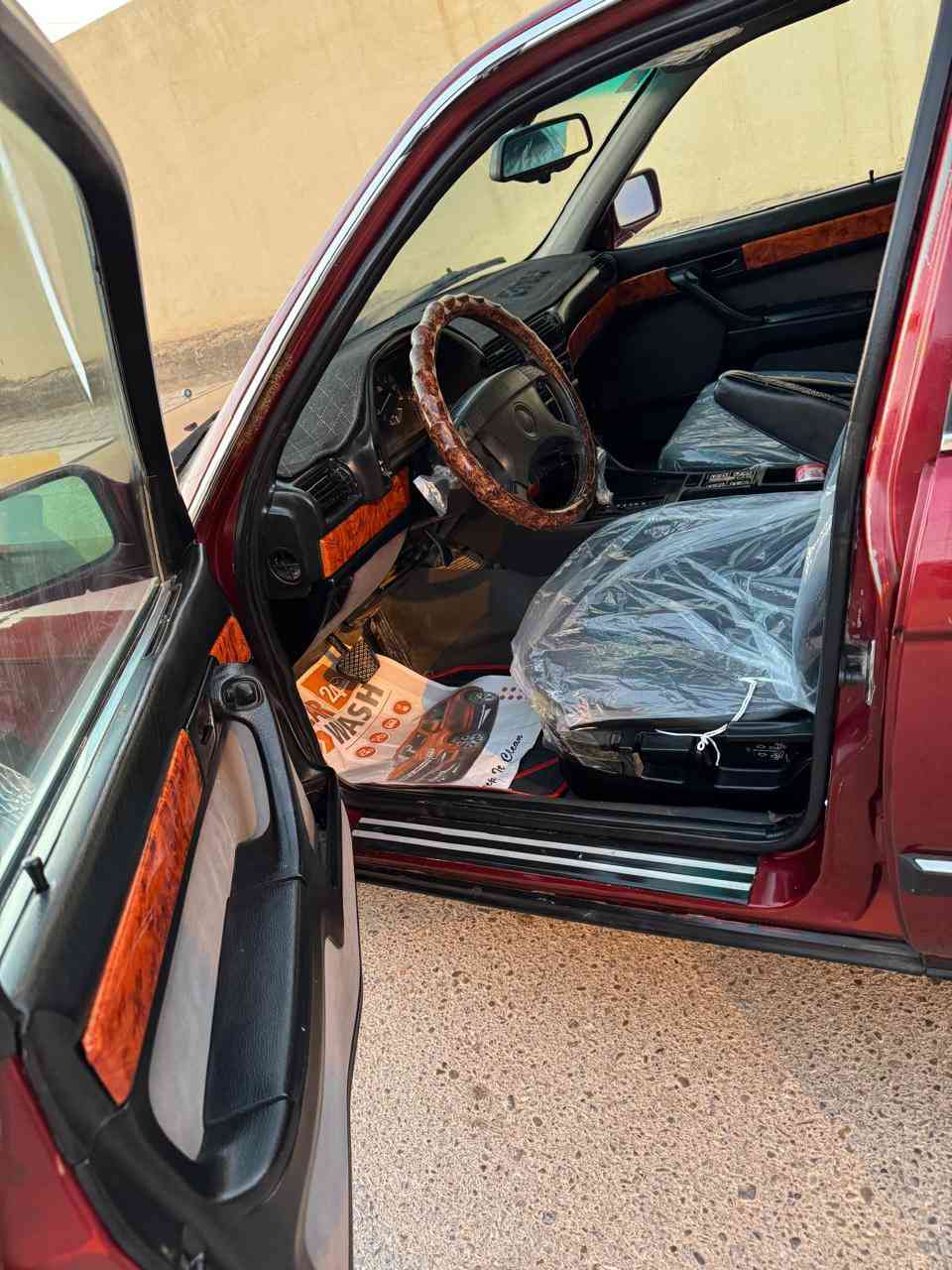 ‏سلام عليكم بي إم 730 ‏الموديل 92 للبيع ‏العنوان صلاح الدين قضاء بلد هذا رقم الهاتف***********
