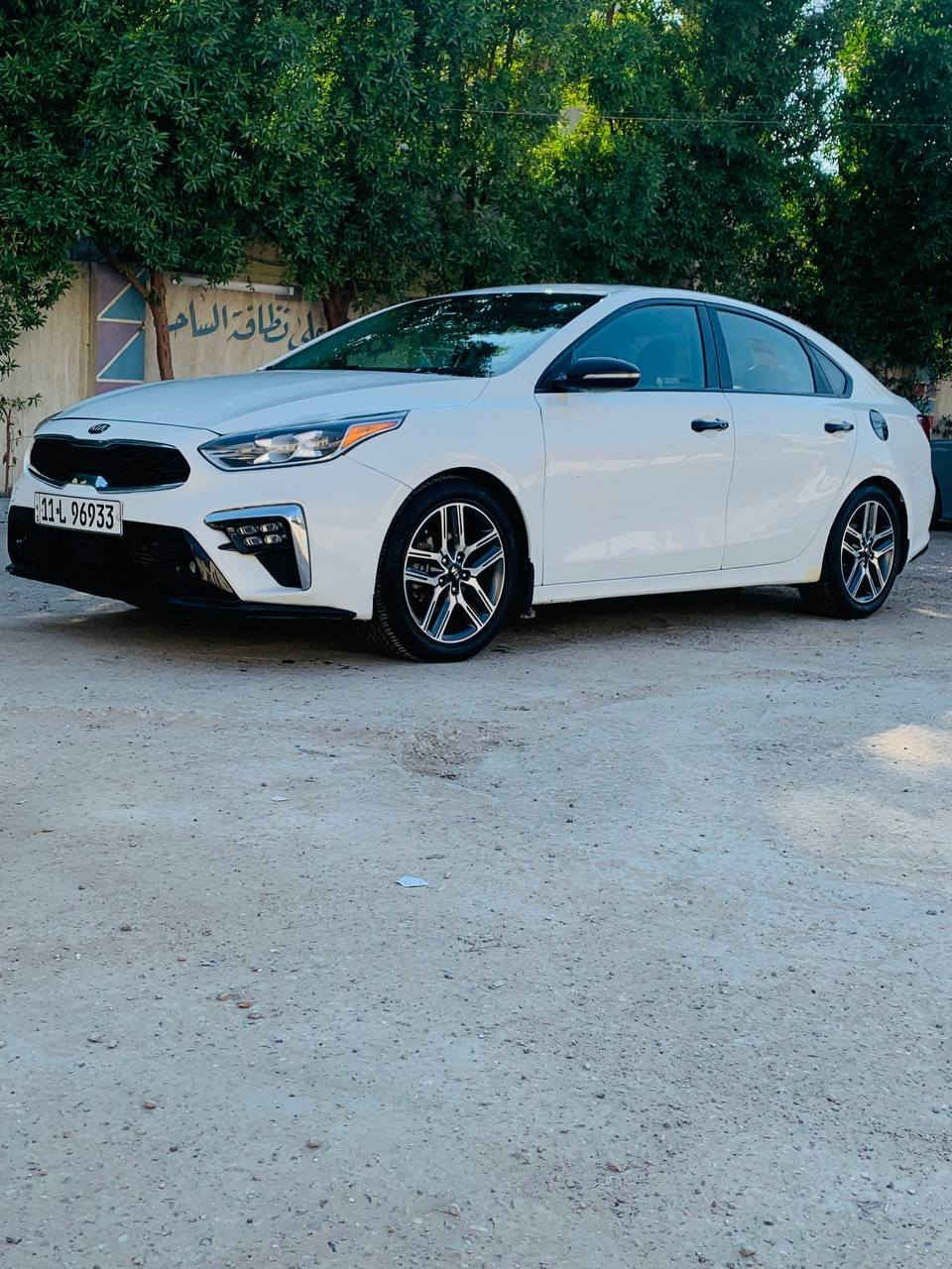 اسلام عليكم فورتي 2019 وارد امريكي GT
حادث سطح البنيد بدون ايرباك سيارة جديدة ماشية ٩٣
 رقم بغداد بأسمي. فول مواصفات عدة البصمة
رادار امامي المري شفط لايت زينون كشافات زنون
لايت Led
فتحت سقف.
 تحديد مسار.
 مثبت سرعة. كامرة دوارة٣٦٠
العنوان( بغداد البياع حي التراث) ***********
 السعر ١٣٦ وبية مجال
