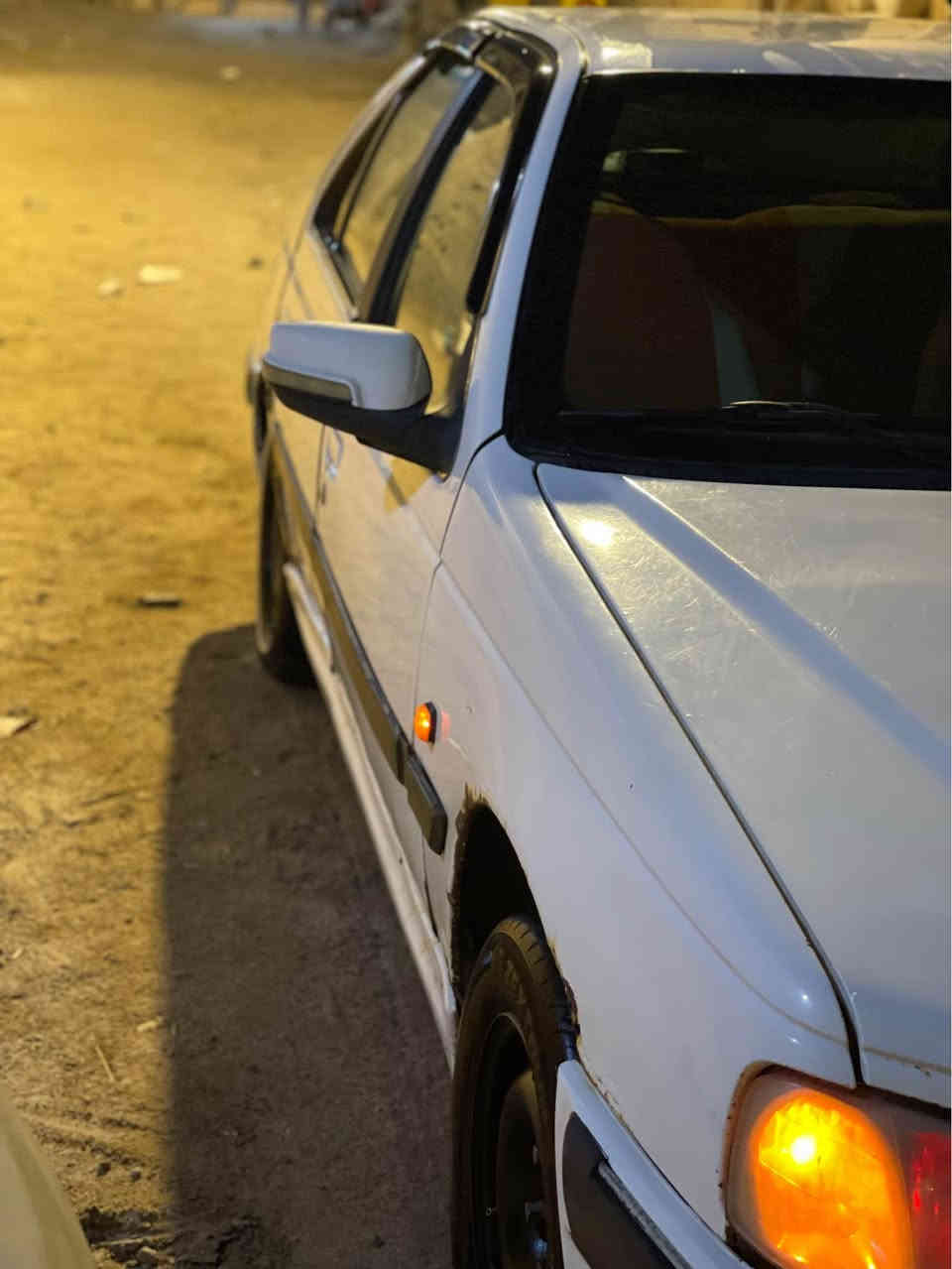 بيجو بارص 2011 مكفولة من ضربة وتبديل فقط صبغ عام اثر جراد محرك وكير بحالة جيدة 
تبريد ثلج منظومة كاملة جديدة
حدادية خلفية جديدة الامامية نص عمر
تايرات زوج جدد
سنوية لل ٢٧
سيارة بيها خياسات بلهلاليات ولقمارة وبيها نقوصات يرادلها ترتيب حماوة ربع بعز الحر وتبريد فول تحكم مري سنتر لوك
السيارة تاخذها بأسمي اتحولها بأسمك ثاني يوم بس حالياً بعدني ما مكمل تحويلها بأسمي مكاني البصرة حي زيتون السعر ٣٢ ورقة رقم الهاتف
*********** البصرة, العراق
