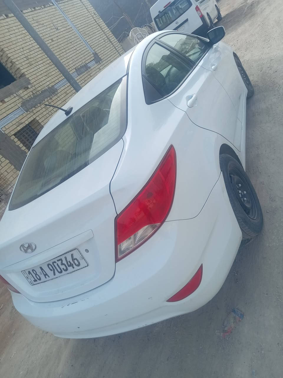 السلام عليكم اكسنت أمريكي موديل ١٧ حادثه جاملغ وبنيد سعره ١٠٥ وبيه مجال قليل بابل شارع ٦٠ قرب جسر الطهمازيه موبايل ***********
