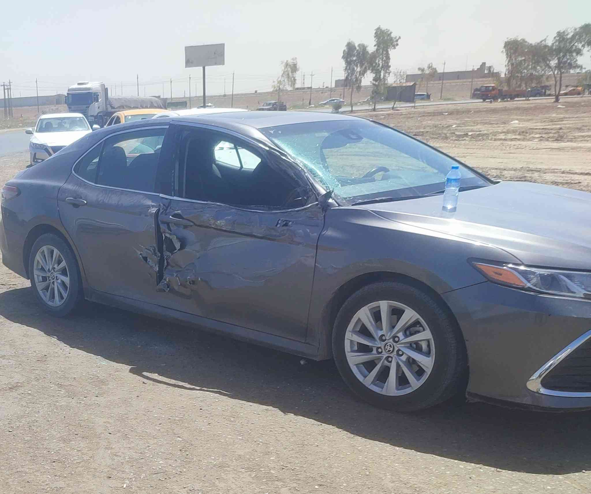 كامري 22 Le محسن فول مواصفات
بصمة تشغيل + بصمة ابواب 
فتحة سقف
كشن السائق كهربائي 
كشنات تدفئة
3 أنظمة قيادة
سنوية جديدة 
رقم كركوك جديد 
بطاقة بانزين 
الضرر مالها بونيد ميدل تجاري بأمريكا 
و الحادث اللي بالعراق موجود بالصور 
السعر المطلوب 173$ 
للأستفسار أكثر الاتصال على الرقم ***********
