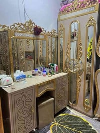 غرفه تركيه للبيع شوف العين نضيفه والميز مال الجرباية الثاني موجود سعره...