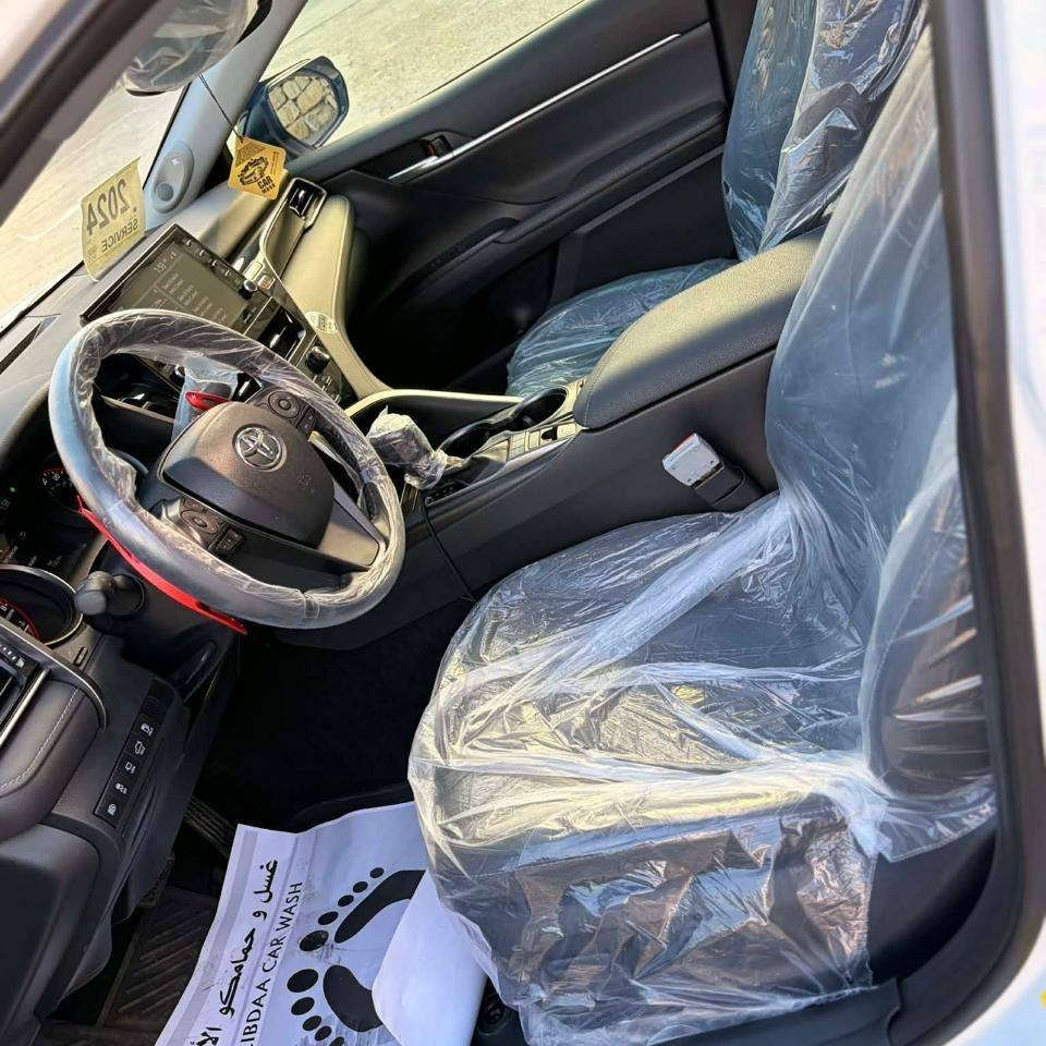 تۆیۆتا کامری 2024 قەپات مواسەفات XSE 
تەنها 18 هەزار کیلۆمەتر ڕۆیشتووە 
گێر و مەکیەنە V6 
کامل جوانکاری بۆ کراوە 
سەقف پانۆڕاما 
کوشن جلد 
کوشن کارەبایی 
کوشن گەرم و سارد 
شاشە گەورە و کامێرا 
سێ مۆدی لێخوڕین 
زۆر مواسەفاتی تر 
سەنەوی و ژینگەی نوێیە 
بەناوی خۆمەوەیە 
تحویل و غەرامە بەشەرت 
بە نێوان سەکن و چەمەلاغی 10 پەنجەی بۆیاخ 
بێ ناوگرتن بێ ئێرباگ 

سـعـر : لە کۆمێنت داوابکە ڕاستەوخۆ بۆت دێت 📥 

گێر و مەکیەنەی بەشەرت نەکراوەتەوە 
هیچ کێشەیەکی تێدا نییە 

ژمارەی خاوەنەکەی 
***********
