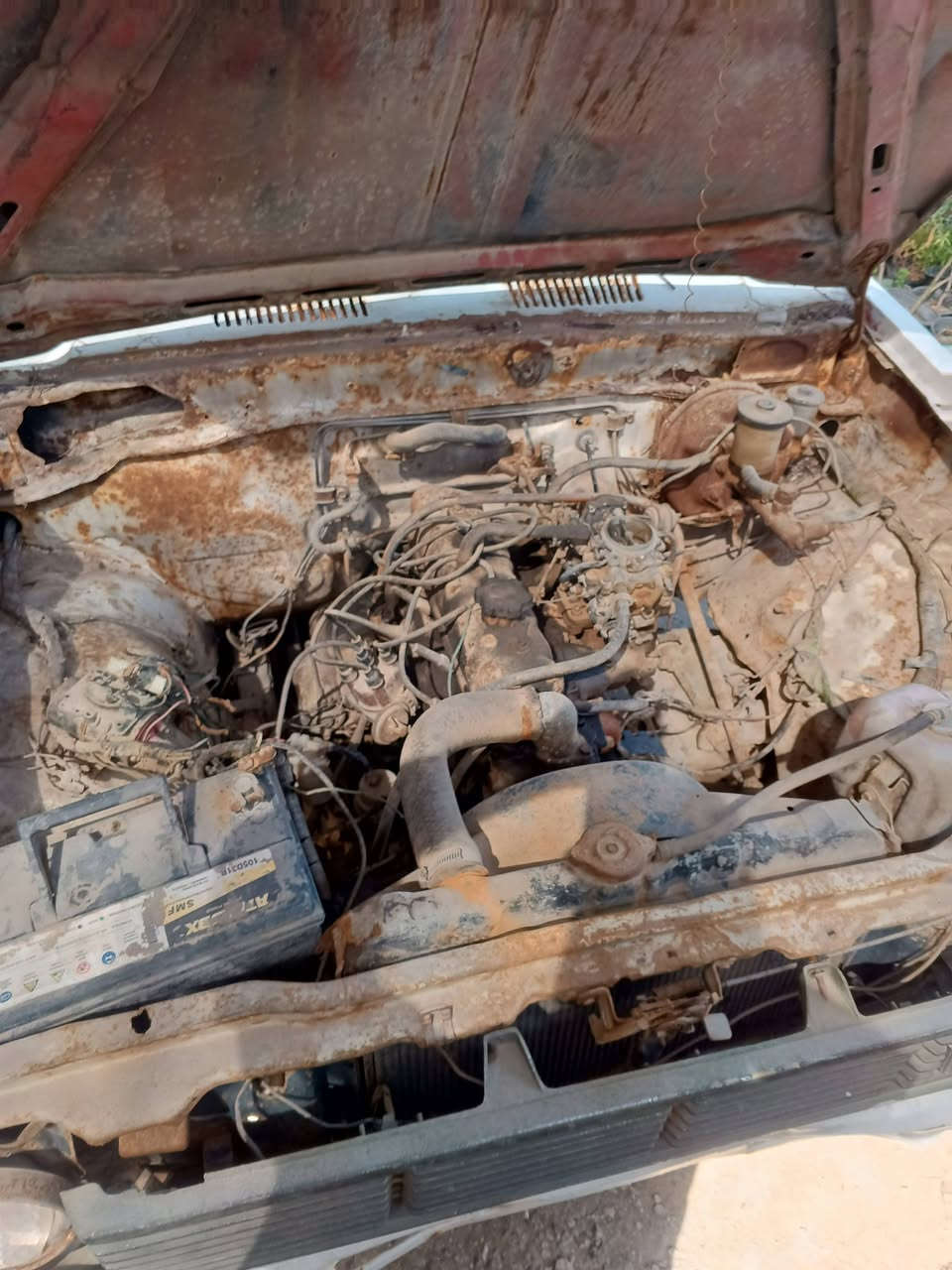 ٨٠ بغداد صدامي شغاله مكان بغداد البنوك شارع المشاتل السعر ٢٠ ورقه ***********
الشاصي نضيف جدا
