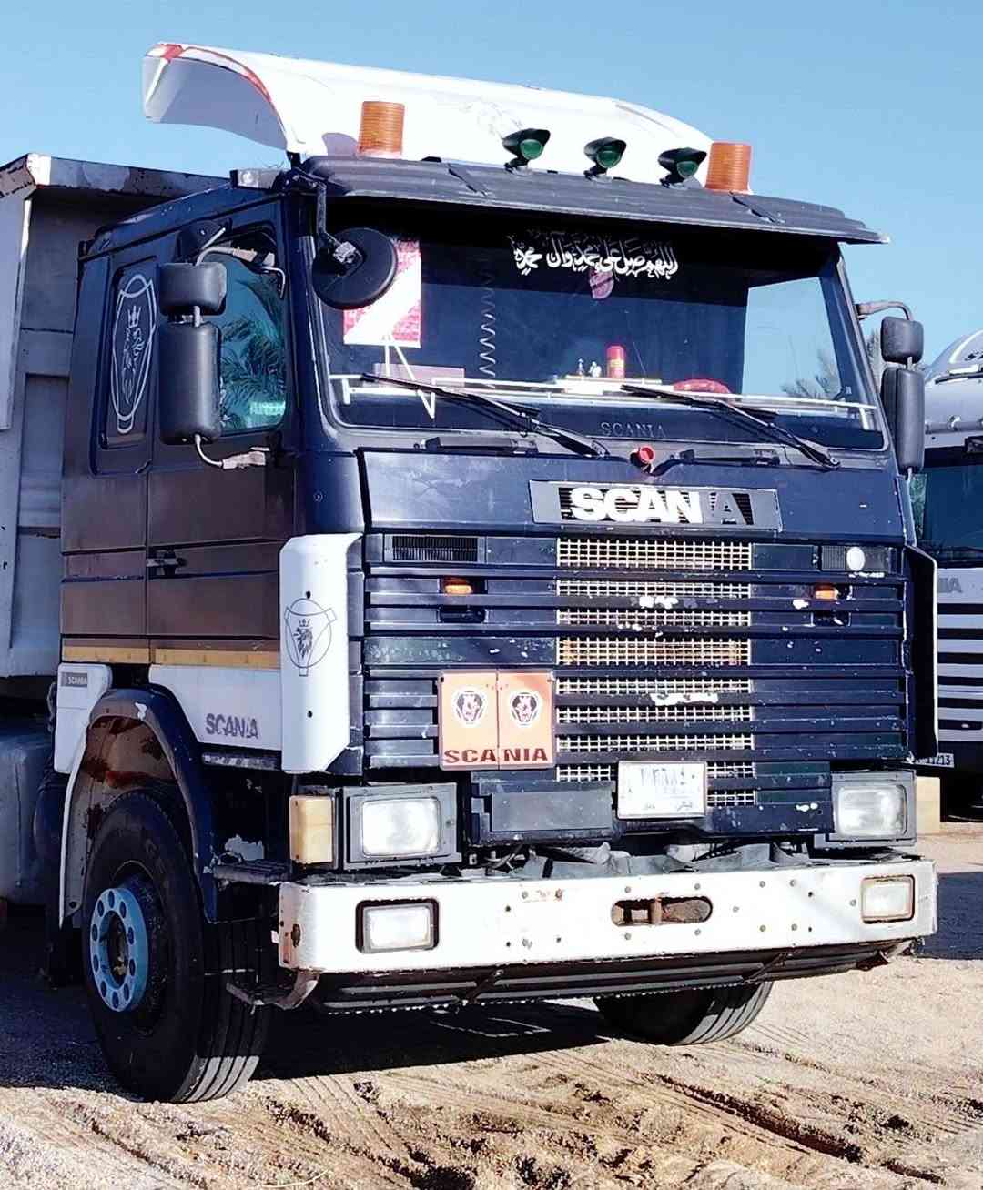 سلام عليكم للبيع سكانيه 143مكينه 0،،8كير 5ب5قمارا ناصيه 4جوبلسات بدي جديد لف تخم تاير مقدم بومه سنكل جوبلس مال بومه اوهاذا رقم اوبيك خير اوتدلال /***********/
