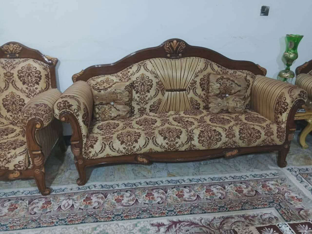 تخم زان نضيف ملكي اخو جديد على اافحص مكان نجف سعره ٥٠٠


**إذا كنت صاحب هذا الإعلان وتريد حذفه لأي سبب، رجاءا أرسل رسالة إلى الدعم الفني**