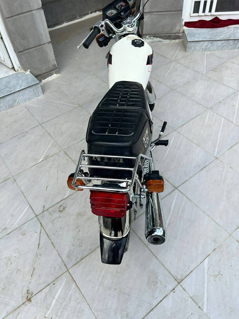 سلام  عليكم 
دراجه نامه امتياز البيع
موديل 25 طالعه بشهر ثامن 
المكان حله أبو غراق
سعر خاص
***********
