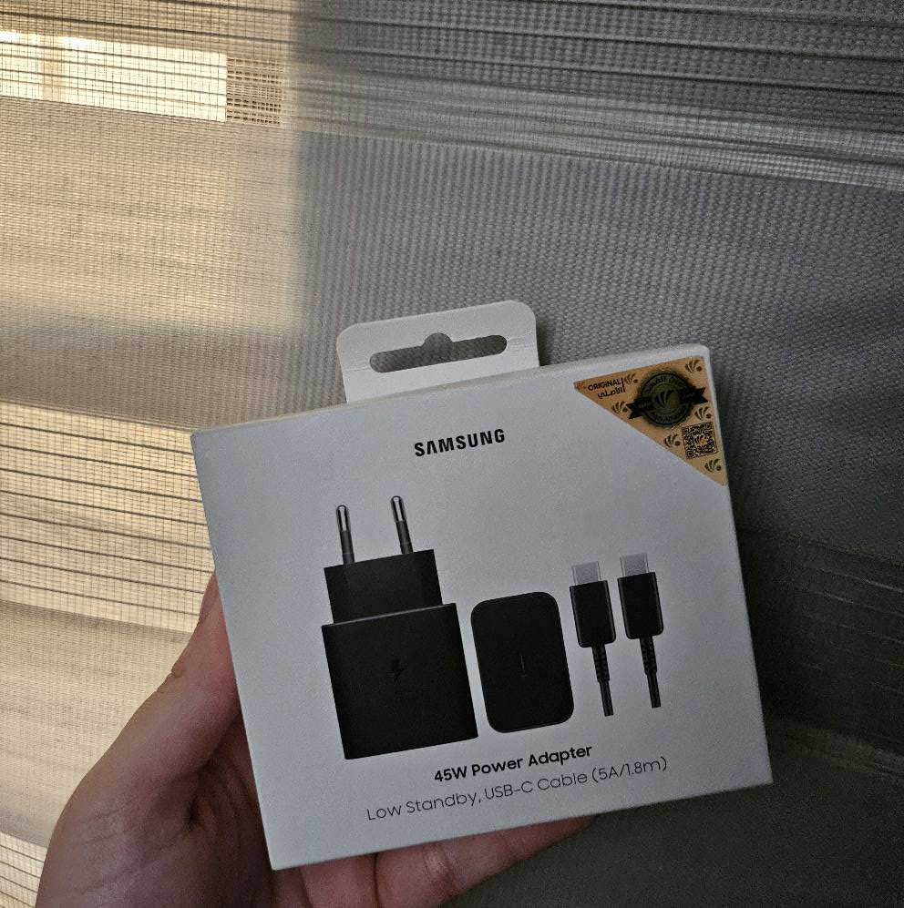 للبيع موبايل Samsung Galaxy Z Flip 7
🔹 مستعمل استعمال خفيف
🔹 نظيف جدًا، بدون خدوش
🔹 البطارية ممتازة
🔹 كلشي شغال 100%
🎁 المرفقات:
✔️ شاحن أصلي (جديد غير مستعمل)
✔️ كوفر جديد غير مستعمل
⌚ Samsung Galaxy Watch 6 – حالة ممتازة

💰 السعر كبكج كامل: 1,500,000 دينار عراقي
قابل للتفاوض بغداد, العراق


**إذا كنت صاحب هذا الإعلان وتريد حذفه لأي سبب، رجاءا أرسل رسالة إلى الدعم الفني**