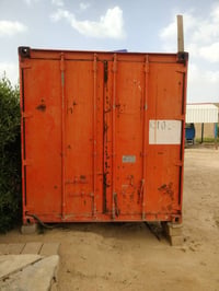 للبيع حاوية 6 متر جديدة  للاستفسار الاتصال عل رقم 07731672695