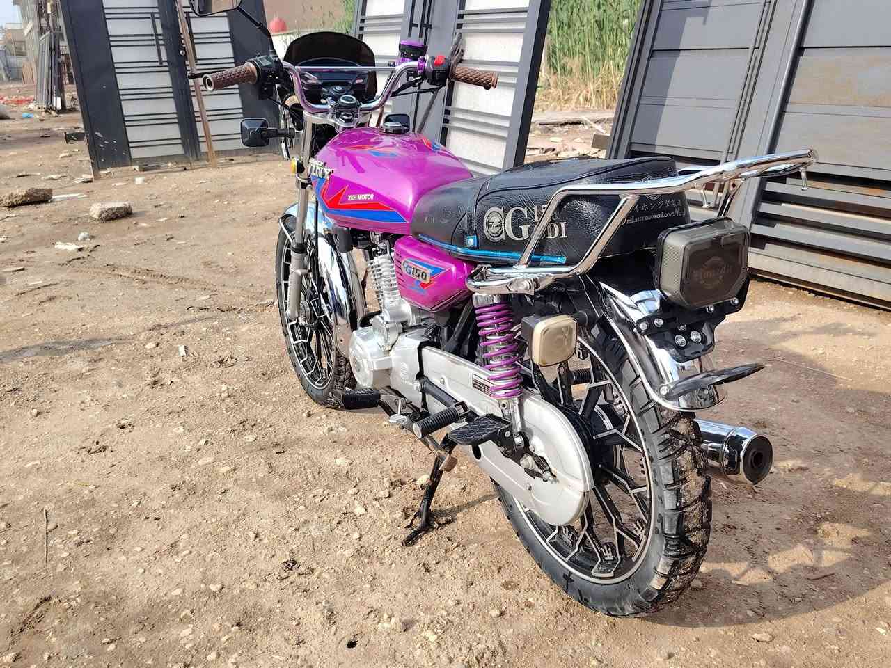 السلام عليكم دراجه سيفان للبيع 2024 باب اول الدراجه كلش نضيفه على ايدي لايت لد اشاير لد كيج الكتروني تشغيل عن بعد ويل عنكبوت المرغوب محرك150سيسي ناعمه بل مشي كله بلادي نقص فقط اشاره السعر 750 المكان حله شارع 80 مكلف بل نشر ***********
