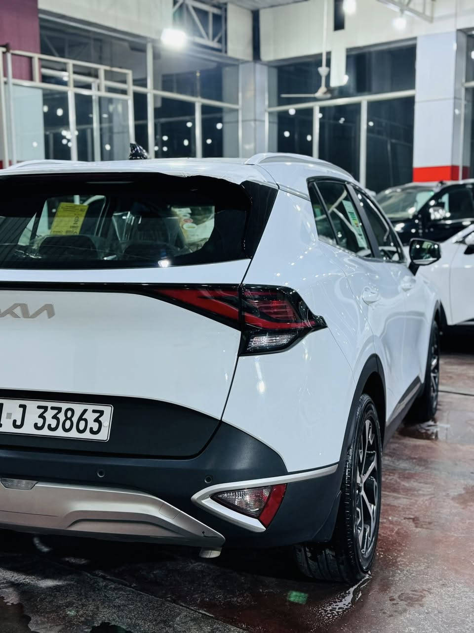 يالله
سلام عليكم للبيع كيا سبورتج موديل ٢٠٢٢ خليجي كفاله عامه من الزلغ لا بارد ولا صبغ ولا تبديل كفاله عامه رقم اربيل تحويل ثاني يوم تريد تحويل تريد وكاله حاضر اني 
مواصفات 
شاشه
كامره
تحكم ستيرن 
بصمه
رادار 
مري شفط 
وبعد المواصفات المعروفه ماشيه ٣٠ الف العنوان بغداد البياع السعر ٢١٠ وبيه مجال جدا بسيط حك الجيه للاتصال ***********
