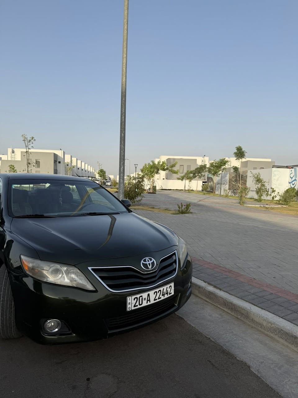 سلام عليكم
كامري للبيع 2011 وارد امريكي حادثهه بابين عكس السايق مبدلات مكفوله كير ومكينه صدر نظيف 
السياره صالهه ١٠ سنين عدنه ومعتنين بيهه كلش صار اكو جرد بيهه وصبغت القماره والبنيد للجماليه فقط السياره نظيفه ومابيهه مصرف نهائيا بيهه بعض الشخوط موضحة بالصوره 
للاستفسار : ***********
