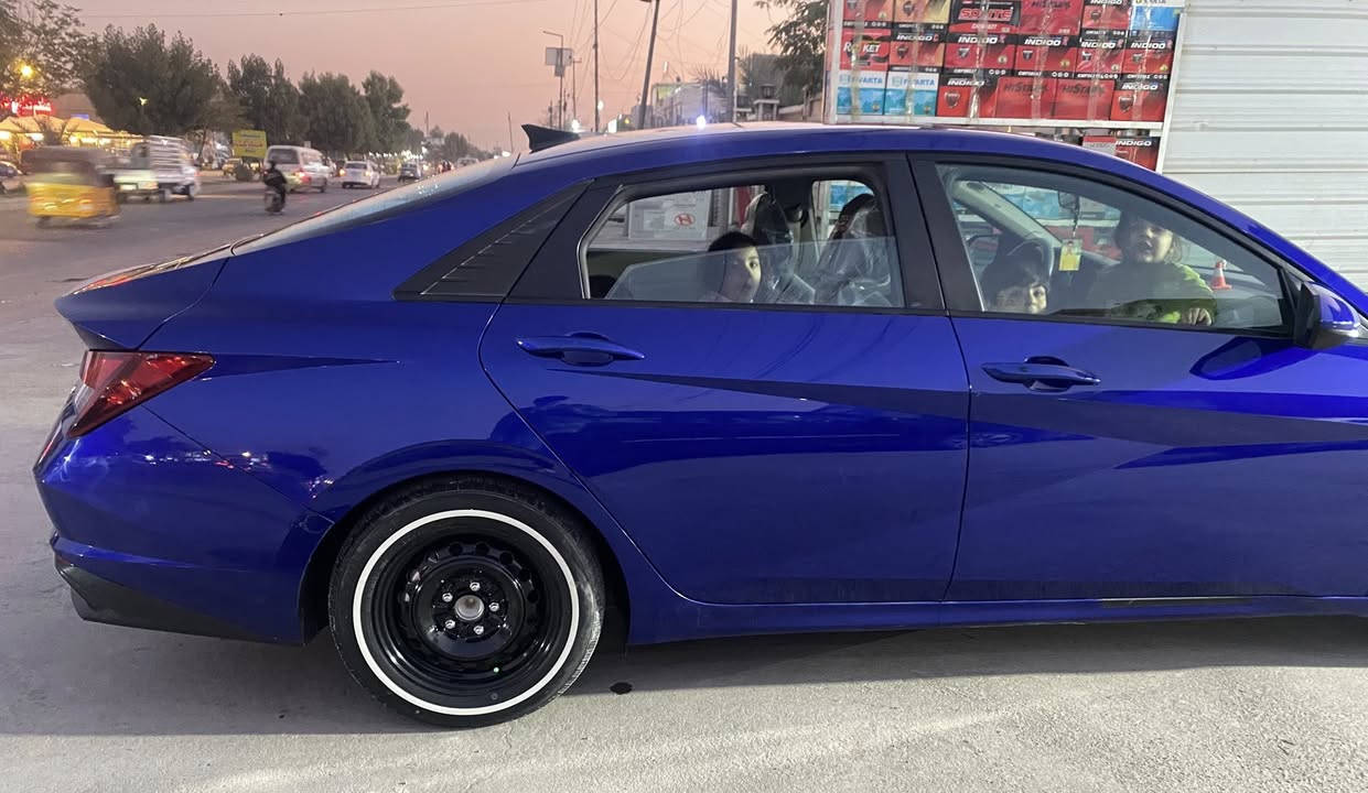 إلنترا  2021 رقم اربيل ب اسمي شخصيا
وارد امريكي كلين بدون صبغ فقط دعامية‏ الجادث بالمنشور
بصمة أبواب
بصمة تشغيل
تشغيل عن بعد
شاشة كبيرة + ترحيب بالسائق
لدات امامي + خلفي
صندوق السيارة ذكي
حساس خلفي 
توقف ذاتي 
سياقه ذاتيه
كروز تثبيت سرعه
انضمة قيادة متعددة normal/sport/smart
رادارات جانبية
رادار امامي
كامرة دواره 
كار بلي
رقم الشاصي KMHLM4AG7MU192855
كفائات السيديه
***********
