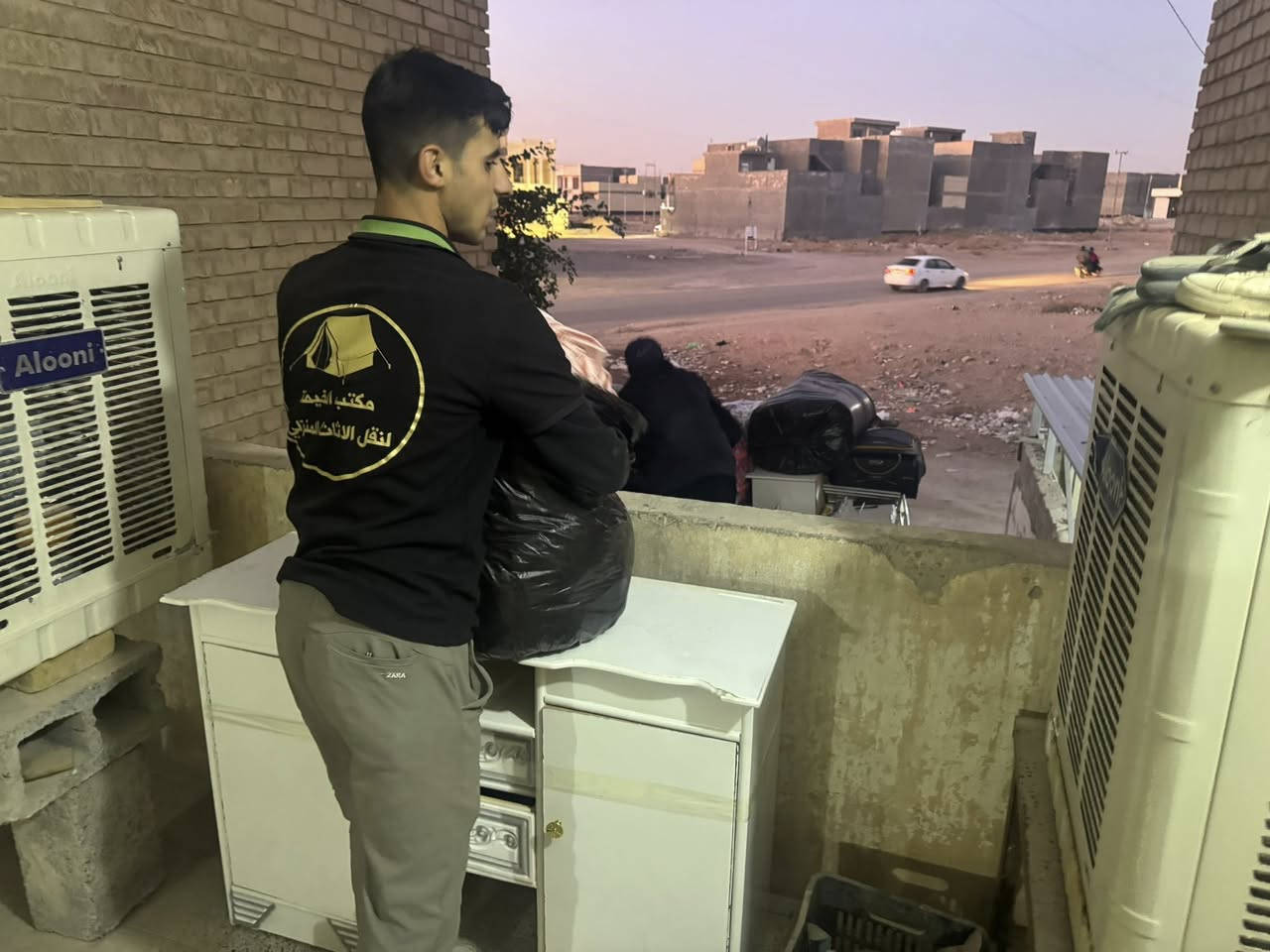 بسِِــــم لله الرحمـــان الــــرحــــــــمِ
مكتب الخيمة لنقل الأثاث المنزلي 🏡
نقل الأثاث 🔄 داخل أقضية ونواحي 🇮🇶
توجد جميع الكوادر التالية 👷‍♂️
فك وتركيب غرف النوم 🛏️🚻
فك وتركيب اجهزة التبريد سبلت 🥶🌬️
كادر تحميل وتفريغ 🏋️‍♀️🎖️
كادر تغليف البضائع 🎁
…………………………………………………….
بأنسب ألسعارِ 💹💸💵
معا ضمان الأثاث 🪪
……………………………..
العنوان 📍
الرمادي فلكة 5كيلو قرب قرطبة 🏪
،،،،،،،،،،،،،،،،،،،،،،،،،،،،،،،،،،،،،،،،،،،،،،،،،،،،،،،،،،،،،،،،،،،،،،،،،
***********
#شركات_نقل_في_الرمادي_الانبار_فلوجة_بغداد
#شركة_نقل_الاثاث_المنزلي
#مكتب_الخيمة_لنقل_الاثاث
#نقل_اثاث_المنزلي_مكتبي
#مكاتب_نقل_الاثاث
#مكتب_الخيمة
#شركات_نقل_الاثاث
#سيارات_نقل
