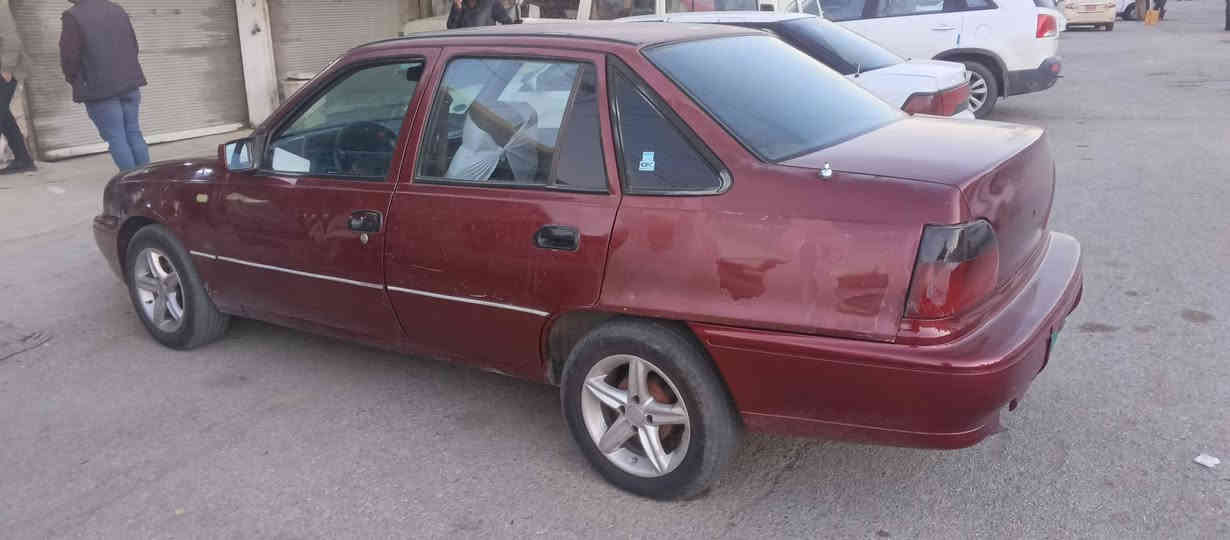 داوێ مۆدێل 1995ئاڕمی پلاستیکی هەولێرەو دەحویلی عەسڵە بەشەرتی دائیرەی مرور مەکینە16قایش پان گێڕومەکینەبەشەرتی فیتەر سڵایتە دەعمولێدراوی نیە سێپارچە بۆیاخی هەیە لەسەرساغی چوار تایەی مام ناوەندی لەژێرە کارەبای کامل ئیشدەکات گەرمی ئیشدەکات سعر 21گەڵاو کەمێک مەعمەلە شوێن هەڵەبجەی تازە ژم*********** قایبەرواتساپ لەسەڕەقەمە دار بنديهكان, السليمانية
