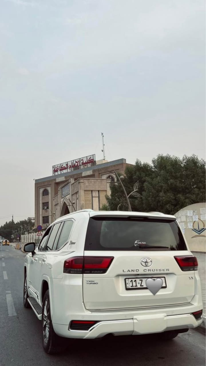 سلام عليكم 
لبيع تيوتا لاندكروز مكفوله كفاله عامه  م/٢٠٢٢ 
فئه /VX محرك ٦ سلندر توين تيربو 
رقم بغداد بسمي 
مغلفه PPF 
ماشيه ٧٧٠٠٠ كم وقابل لزياده 
مكان بغداد/ حله حلة, بابل


**إذا كنت صاحب هذا الإعلان وتريد حذفه لأي سبب، رجاءا أرسل رسالة إلى الدعم الفني**