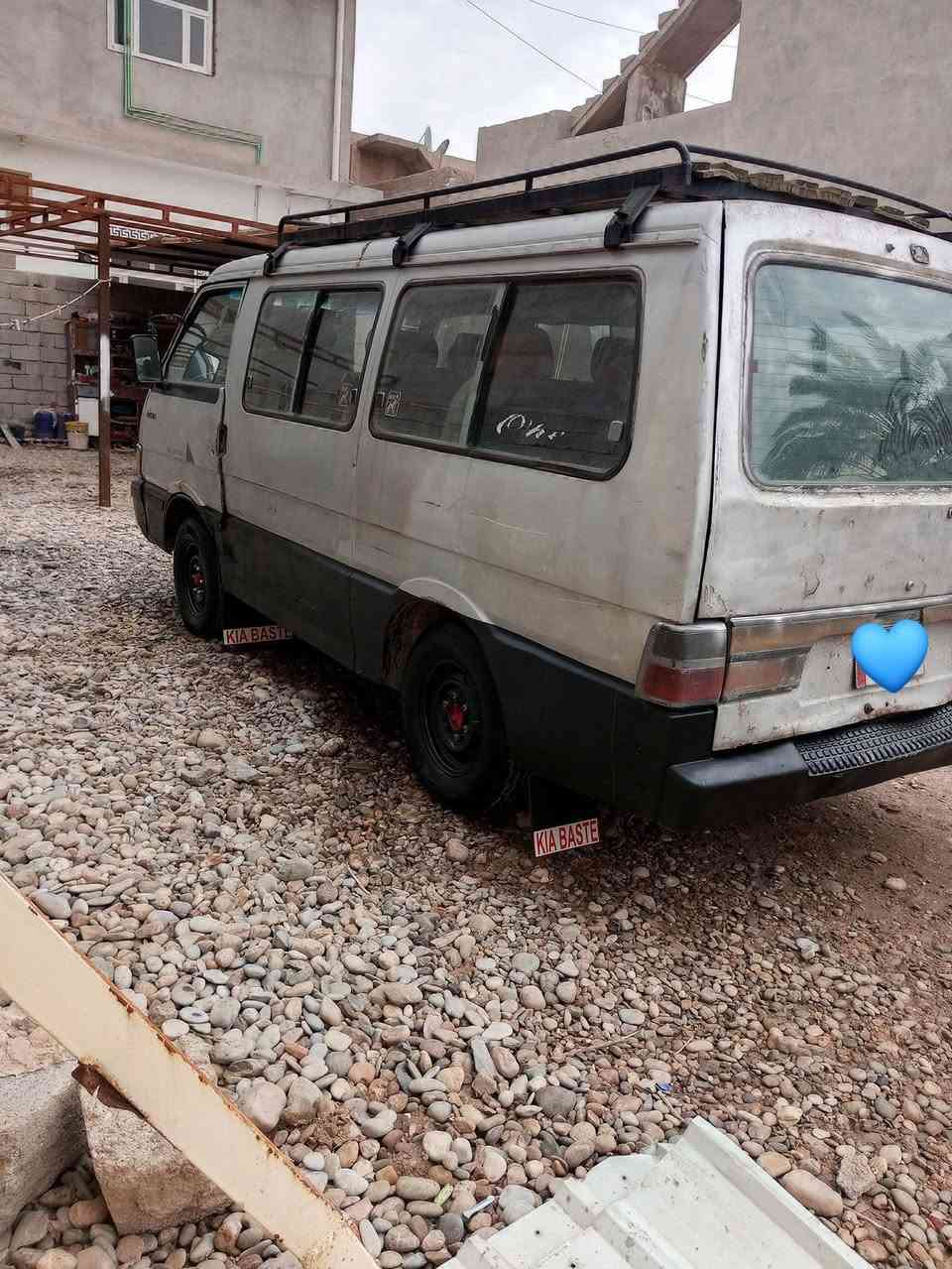 سلام عليكم للبيع كيا بستا موديل 1994 رقم ديالى ألماني سنويه 2027 مشروع وطني تريد تحويل تريد وكاله مكينه كير اكسن خير من الله تخم تاير شواصي اربعه شركه صدر جديد مكان ديالى سعر 35 وبيه مجال للستفسار اتصل ***********
