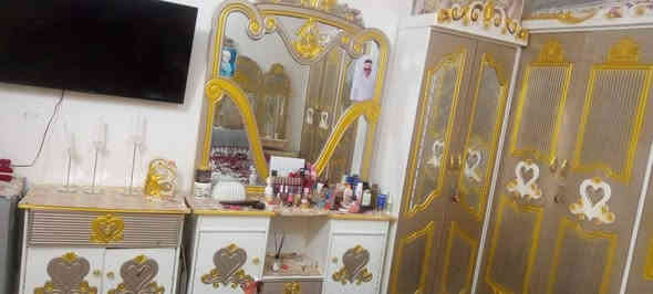 سلام عليكم غرفه نوم كامله رايده 8000
***********
