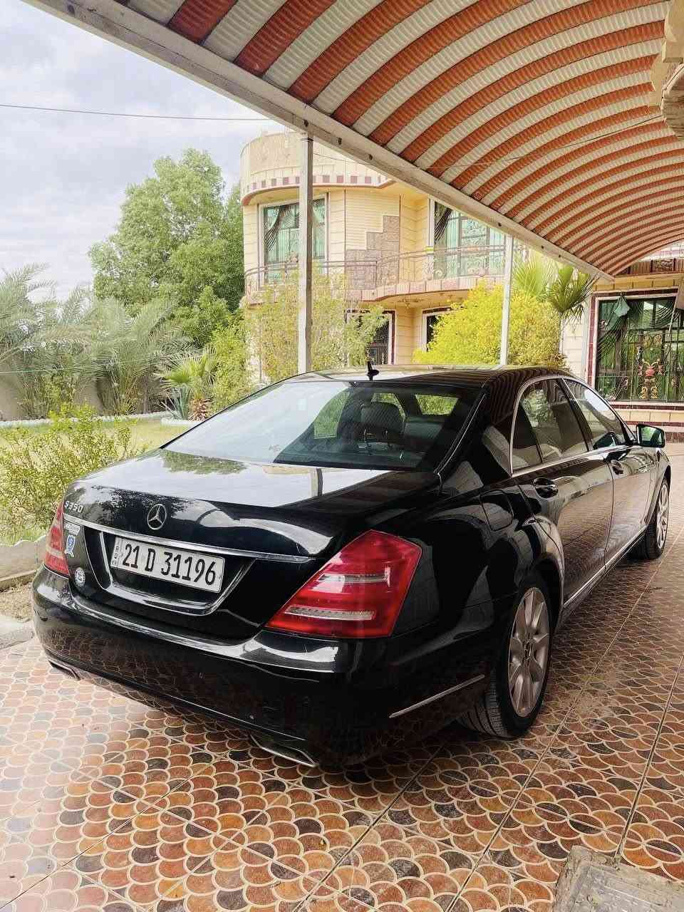 السلام عليكم
للبيع 
مارسدس 2011 اصل 350S
رقم شمالي الدولي فحص وهزه وسنويه كله جديد
السياره باب الطويل المرغوب 
محرك V6
ماشيه 180K
السياره كفاله 🫡
فول مواصفات 1/1
مكينه وكير وحداديه كله جديد السياره جهازه من كلشي 
مكاني بابل 
السعر 235 بي مجال 
رقمي ***********
