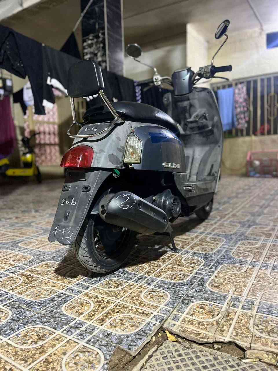 سلام عليكم بوليس للبيع كفاله عامه
مكينه بلاد كفرات مختم شلعه ومعدل دراجه جديده بمعنه الكلمه لايت زنون اشاير بكلايت نكره سلف وهندر وجاهزه مكاني كربلاء طويرج السعر خاص رقم الهاتف ***********
