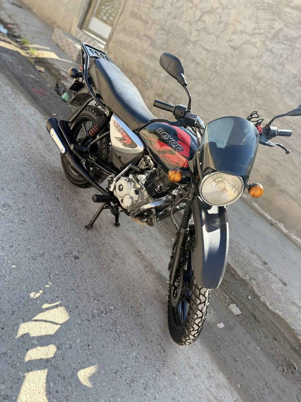 بوكسر جبلي. موديل ٢٣
مرقمه بسمي  كفاله عامه 
تحويل ثاني يوم  تجي وتشوف بعينك
العنوان بعقوبه 
***********
