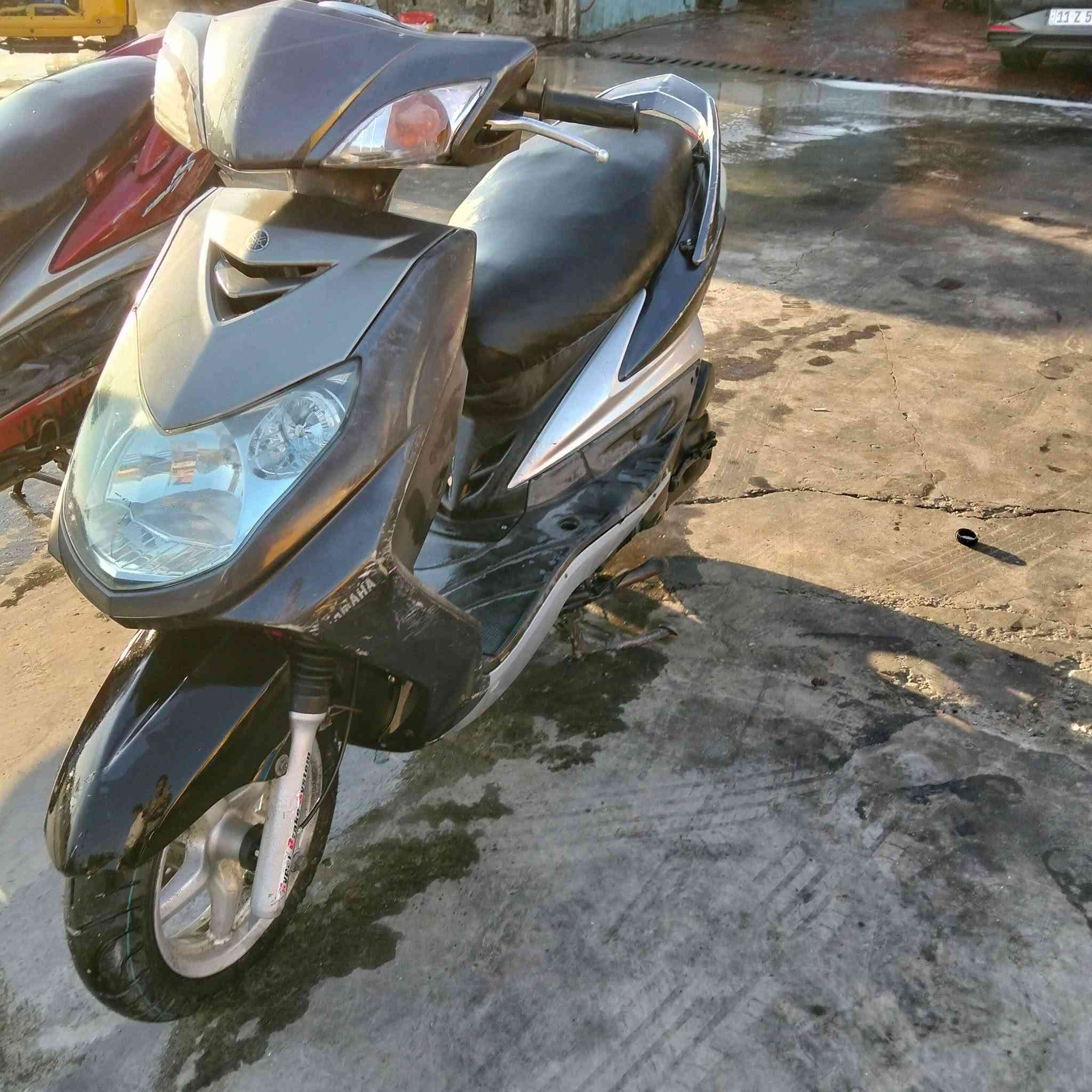 السلام عليكم سكنس فحل 140 نوزل
كهربايات كلها شغاله بيها ولفات فقط  بيع كوم حديد بس 
حلال وحرام يمي مدينت الصدر الرقم ***********
