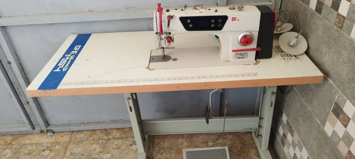 للبيع اخت الجديده مامستعمله هواي مال بيت سعرها 225 قفل مكاني بغداد زعفرانيه ***********
