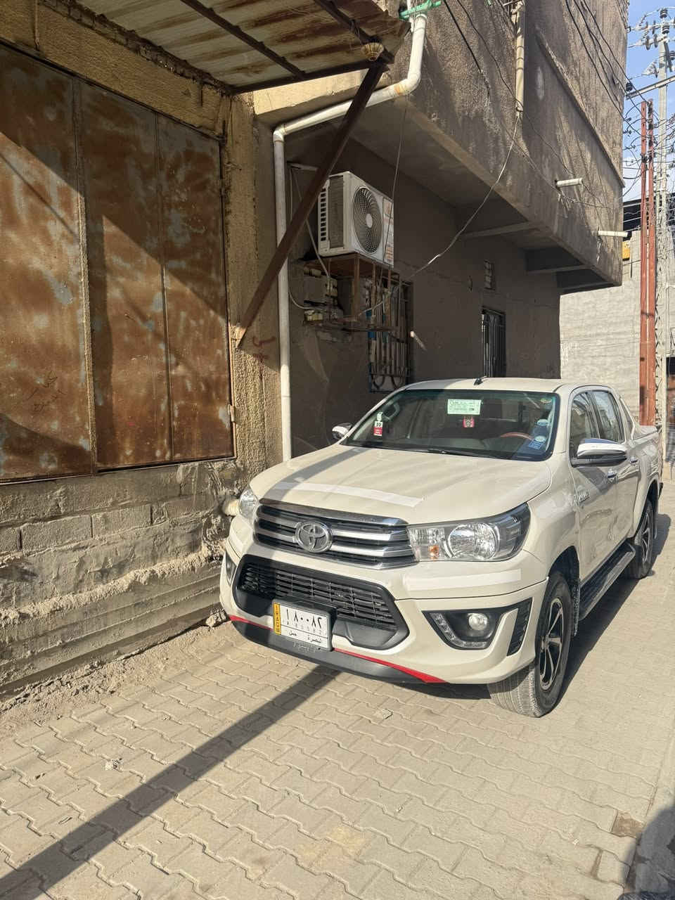 بيكم هايلوكس تي ار دي 6 سلندر كفاله عامه موديل 2020 رقم بصره تحويل مواصفاتها معروفه السعر 290 وبيها مجال كلش قليل 
***********
***********
موجود واتساب
