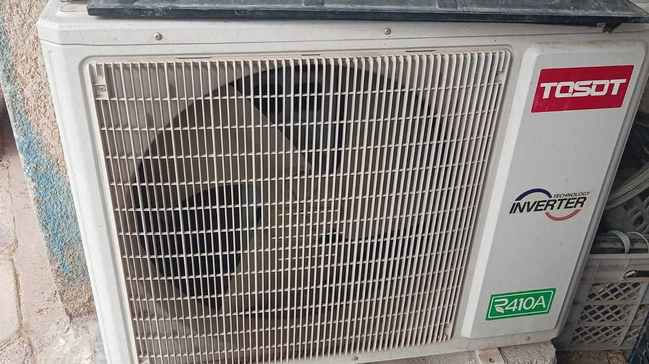 سلام عليكم عندي سبلت البيع توسوت نفيرتر مستخدم شي قليل المكان بغداد المدائن )***********
