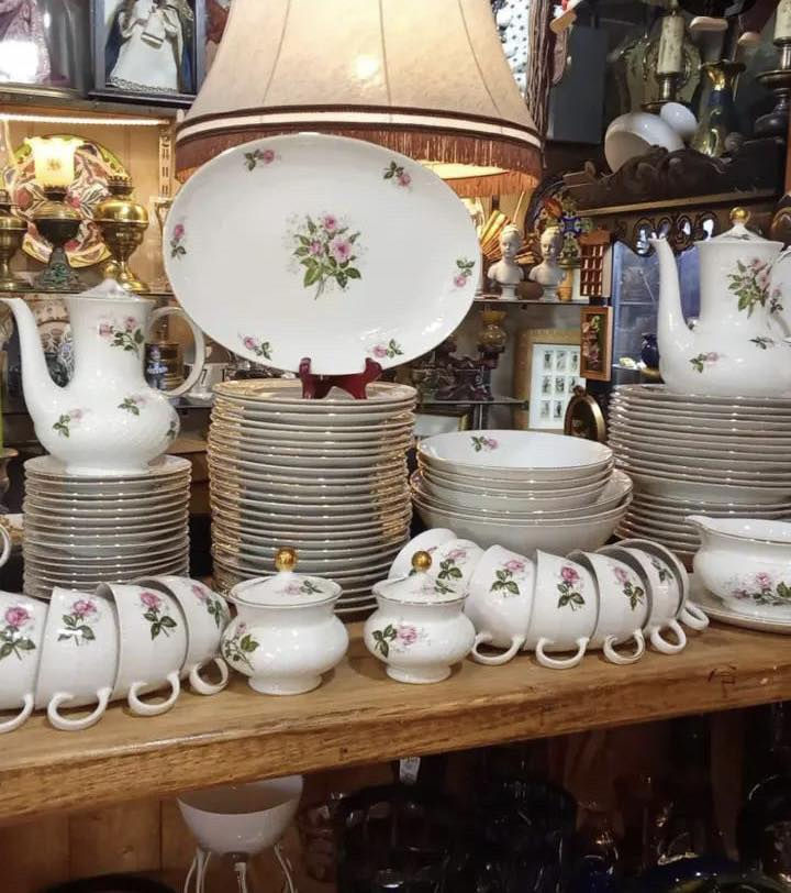 سێتی قاپی نان خواردن مارکەی باڤاریای ئەڵمانیە
٣٥٠ پێدراوە
بۆ فرۆشتنەوە
نرخی٢٦٠ هەزار
هەولێر
Whatsup
***********
