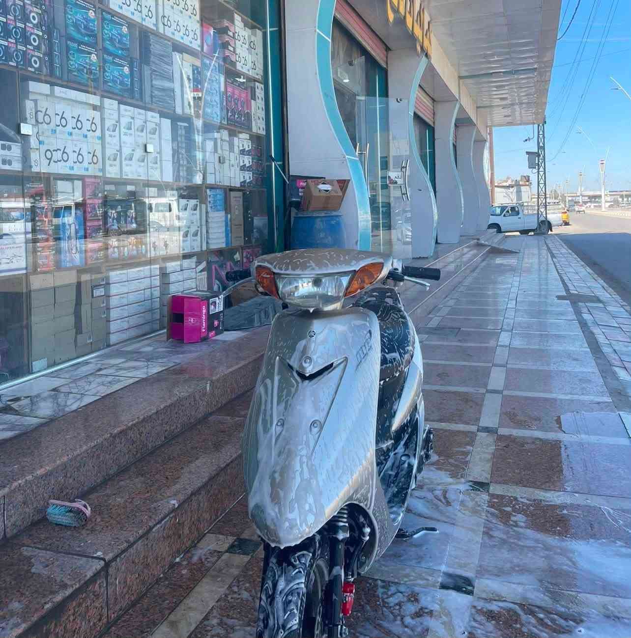 السلام عليكم للبيع عصفوري 60 مكينتها مامفتوحه الدراجه نكره سلف السعر خاص ***********
