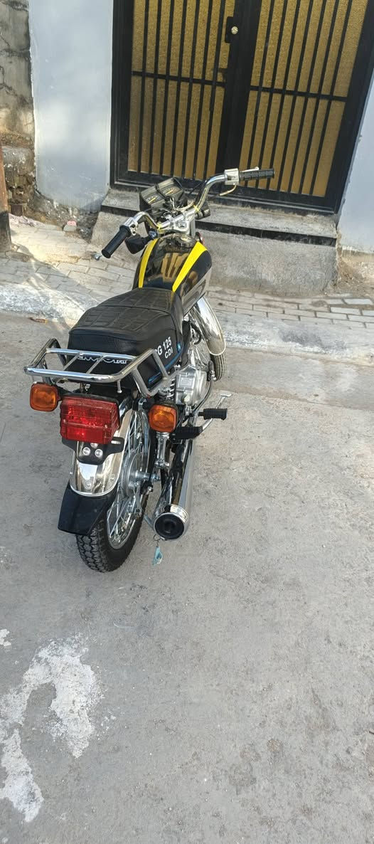 درجه 4 كير ارشه اوراق سكنر مديل 26 للبيع مكان حي العامل سعر 650 مامتواجد ع الفيس تصال فقط ***********
