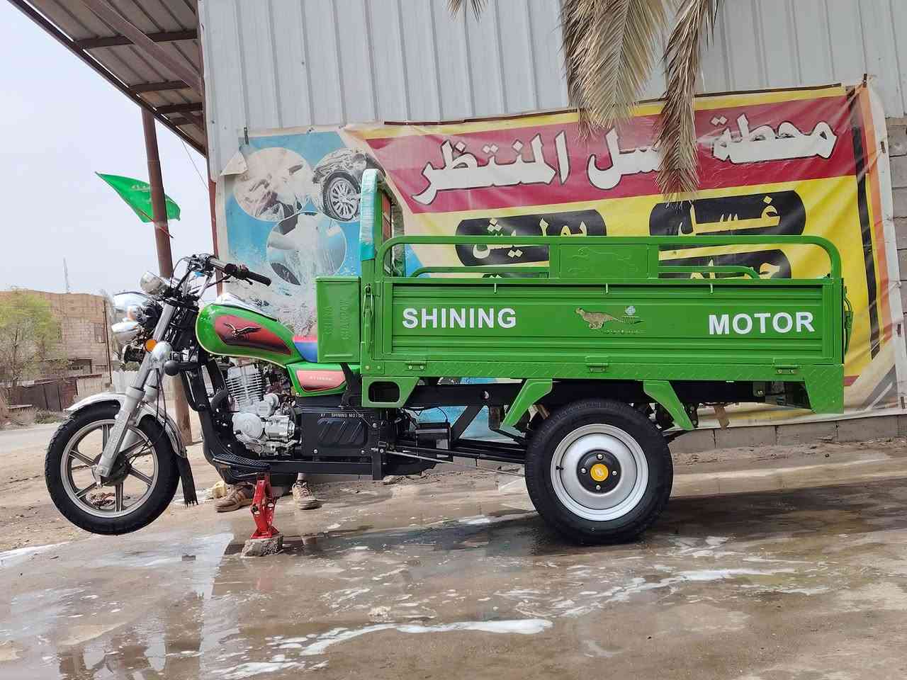 السلام عليكم شباب ستوته للبيع موديل 23 اوراق صولي ستوته كفاله عامه صار لها شهرين  طالعه من الوكيل باسمي  ستوته نظيفه زيرو مكاني حله سياحي *********** /
