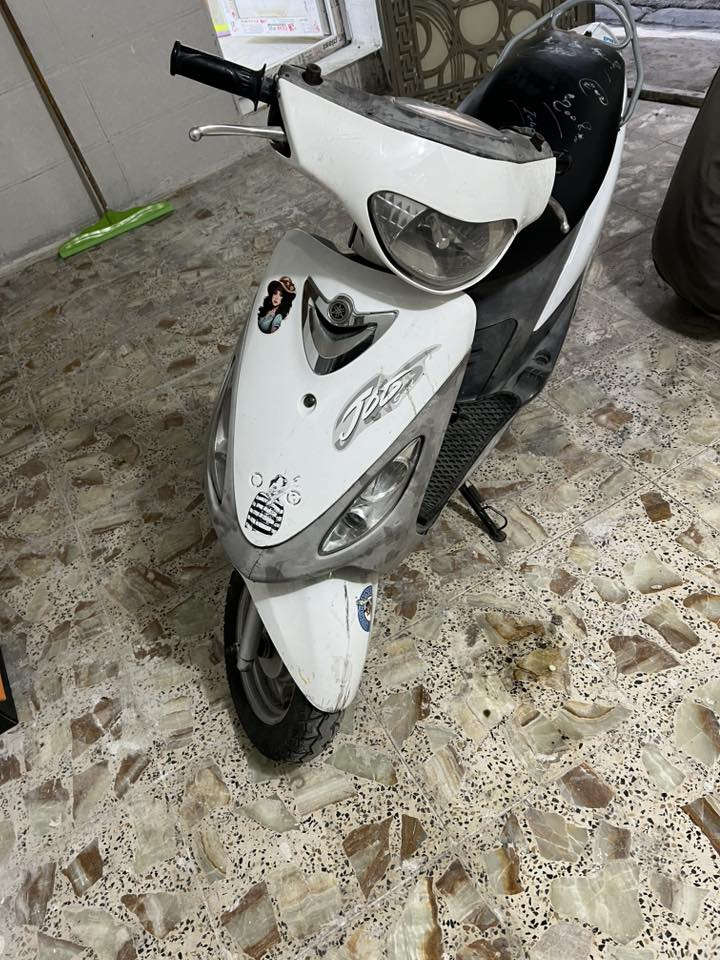 للبيع صالهه 7اشهر من نزلتهه حاويه السعر 650الرقم***********
