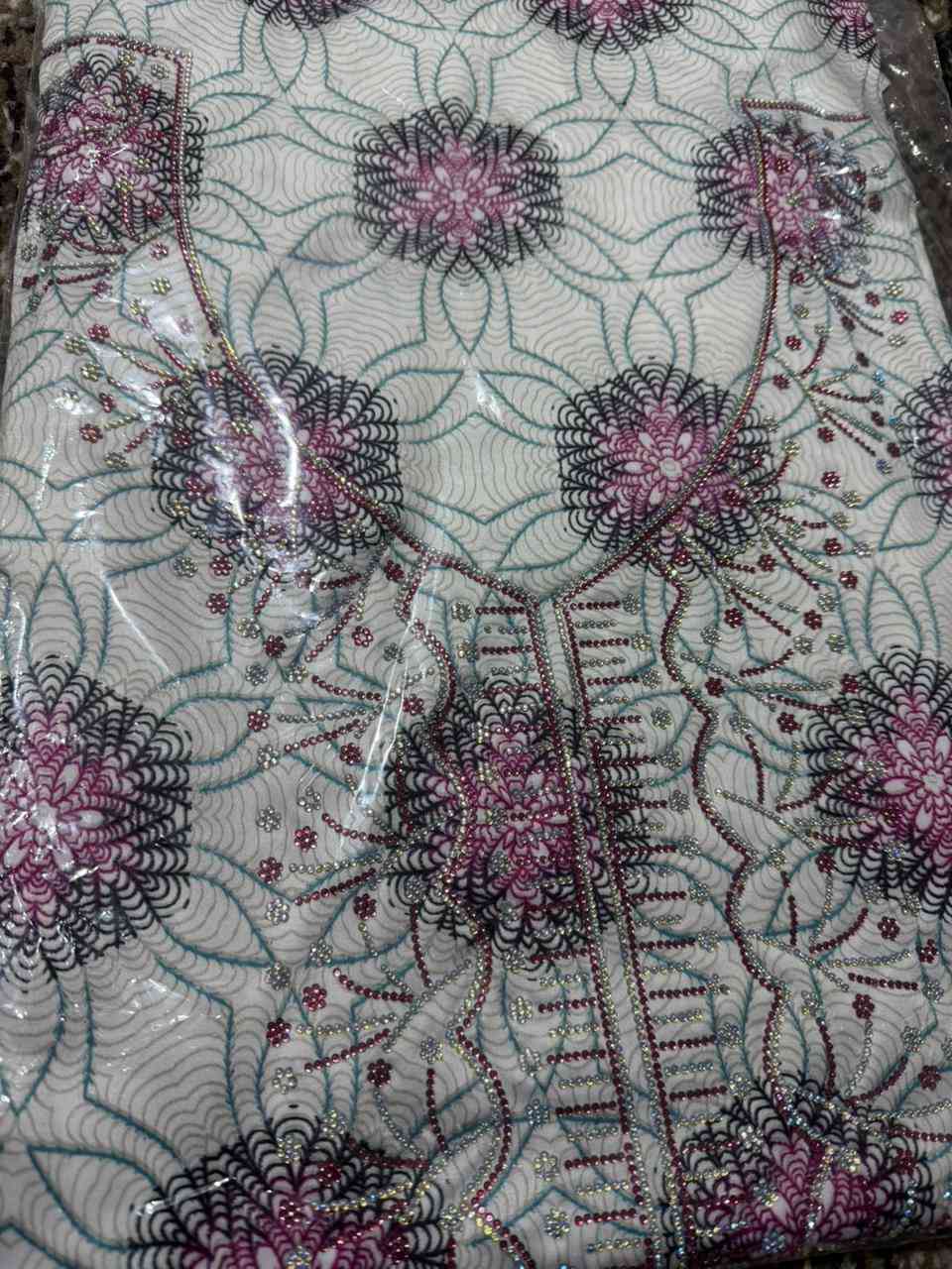 مخور إماراتي مع شال ماشاء الله القطعه تجنن قماشاتها 😍
التواصل على رقم الواتساب *********** او رساله دايركت
متوفر توصيل داخل الرمادي ب٣ والمحافظات كافه ب٥ الف
#ريهام_الراوي #اكسسورات #الجمال #اكسسوارات_مطلية #مخور #مخورات_إماراتية #الانبار_الرمادي
