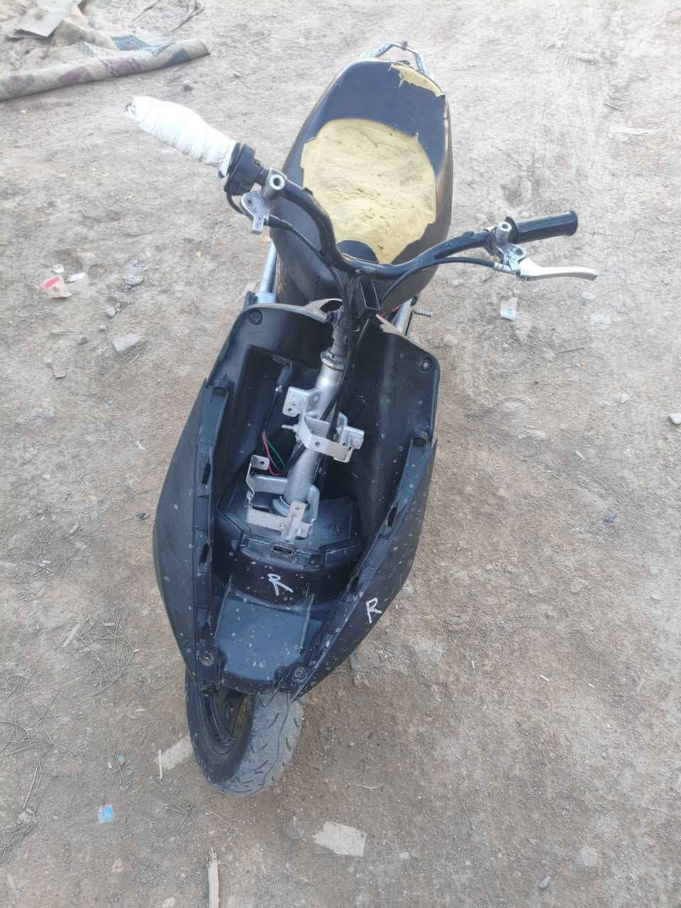 السلام عليكم ساسوكي مره واحده مفتوحه دراجه نضيفه كدام عينك سعر 90 وبيه مجال قليل مكاني دبيسات


**إذا كنت صاحب هذا الإعلان وتريد حذفه لأي سبب، رجاءا أرسل رسالة إلى الدعم الفني**