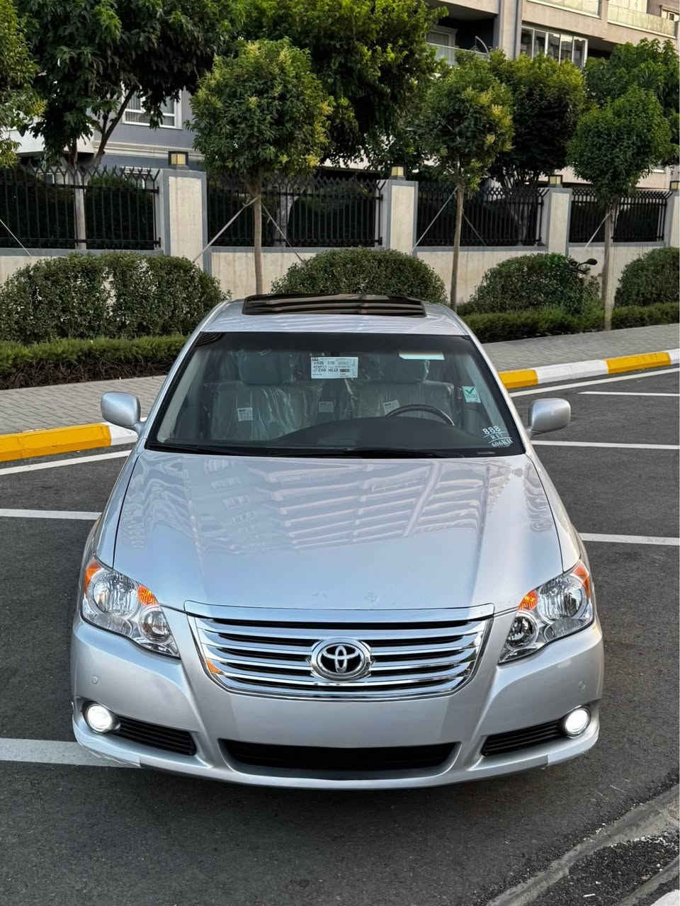 ئەڤەلۆن٢٠٠٩ خلیجی بێ بۆیاخ فول مواسەفاتە نەقسی نیە لە مواسەفاتا زۆر جوان و پاک ماوەتەوە گێڕو مەکینەی نەکراوەتەوە بە شەرت سەنەوی هەمووی تازەیە تا ٢٠٣٠ 
***********
*********** السليمانية, العراق
