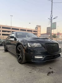 كرايسلر اوباما Sسياره اعلى مواصفات موديل 22.  كشنات تدفئة تبريد امامي ...