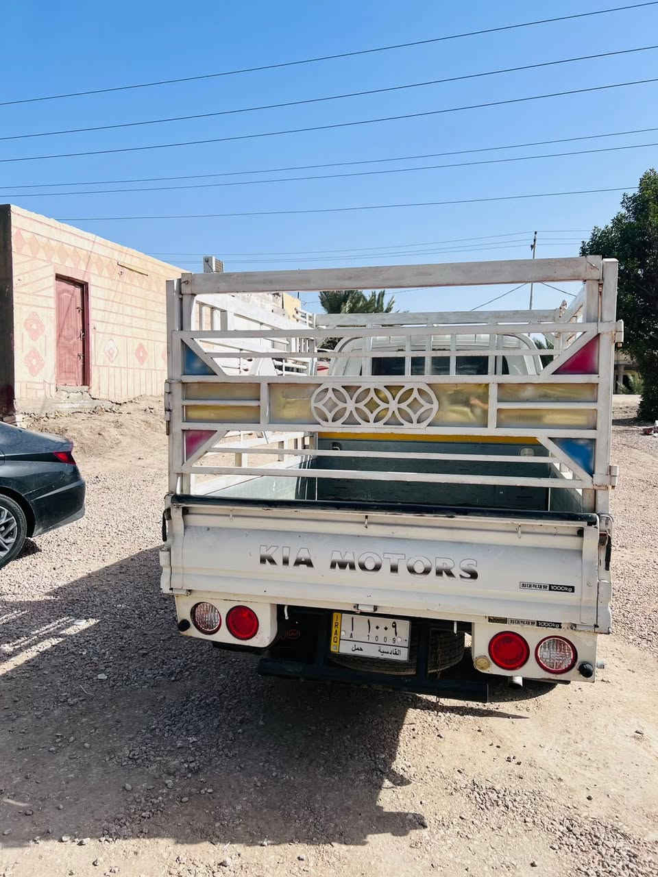 سلام عليكم 
بنكو مديل 2008 مكينه 3000 مفتوح نظيفه وجاهزه كلشي شغال بيه السياره ماناقصه شي رقم مميز ومداور شوكت مايعجبك 

السعر 95 وبيه مجال

الرقم ***********
