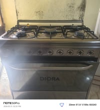 طباخ للبيع بس باب لفرن مينسد يرادله لاستيكه 5 عيون شغال كلهن وفرن هم ي...