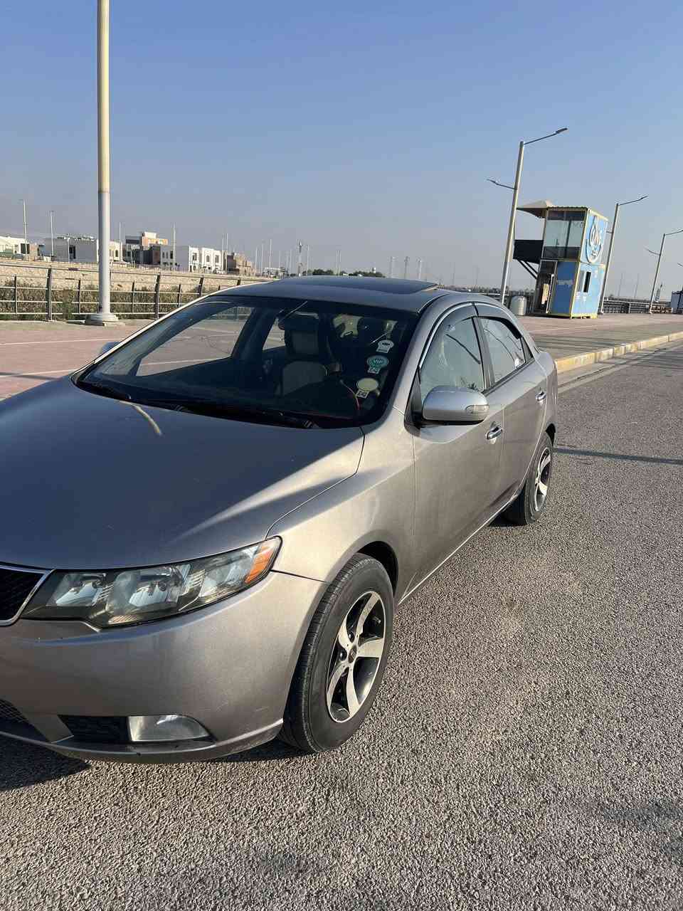 السلام عليكم
كيا فورتي موديل 2009

رقم الانبار تحويل مباشر 

المحرك 1600

التبريد ثلج  

وارد خليجي ضررها جاملق الامامي وضربه بصندوق بدون دواخل صبغ حزام 

السعر 75 وبي مجال 

***********
