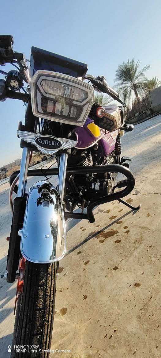 سلام عليكم دراجه البيع كفاله عامه موديل 2025 محرك 200 مكان عزيزية ***********
