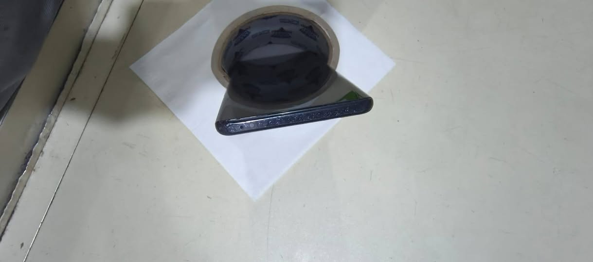 سلام عليكم للبيع. اوبو رينو 9 5G
جهاز مبدل شاشه اصليه وكاله 
جهاز ويا شاحنه ماركه انفنكس فقط 
جهاز ضهره مفطر مثل ممبين بصور 
جهاز سعره 215 الف بي مجال شي بسيط 
مكان الجهاز بغداد /اليوسفيه لل استفسار واتس اب ***********
