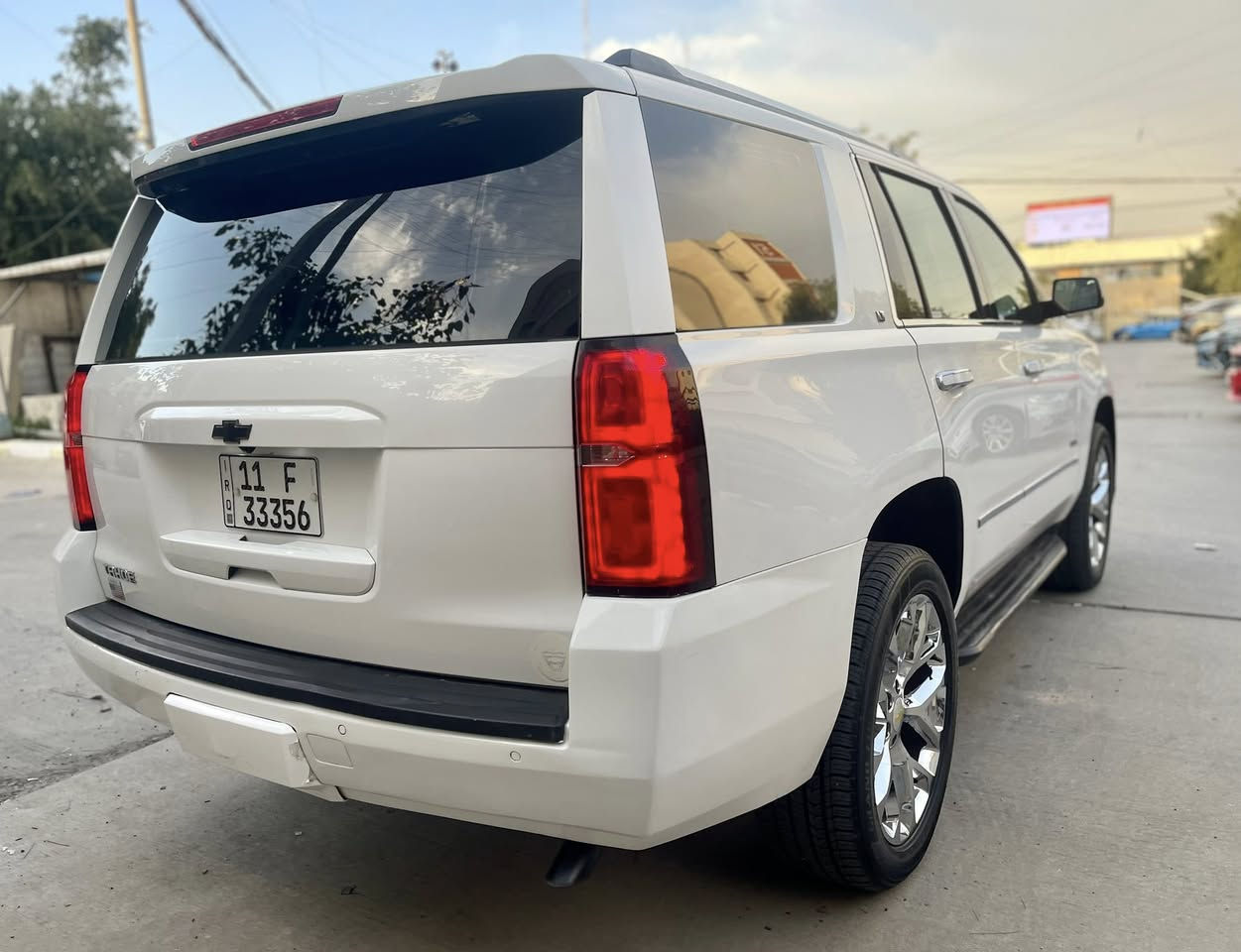 سلام عليكم     سعر مناسب جدا 277$
تاهو للبيع موديل 2015   
للبيع   بوليسي        7 راكب  
مكان سياره بغداد 
الصالحيه  مجمع 28 نيسان  
هاتف ‭0772 744 4002‬
