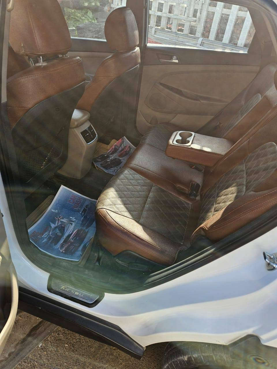 السعر 21500$ وبيها مجال بسيط
السياره مال بيت نظيفه وجاهزه وتحويل ثاني يوم 
بصمه بانوراما تحكمات كرسي كهرباء
***********
