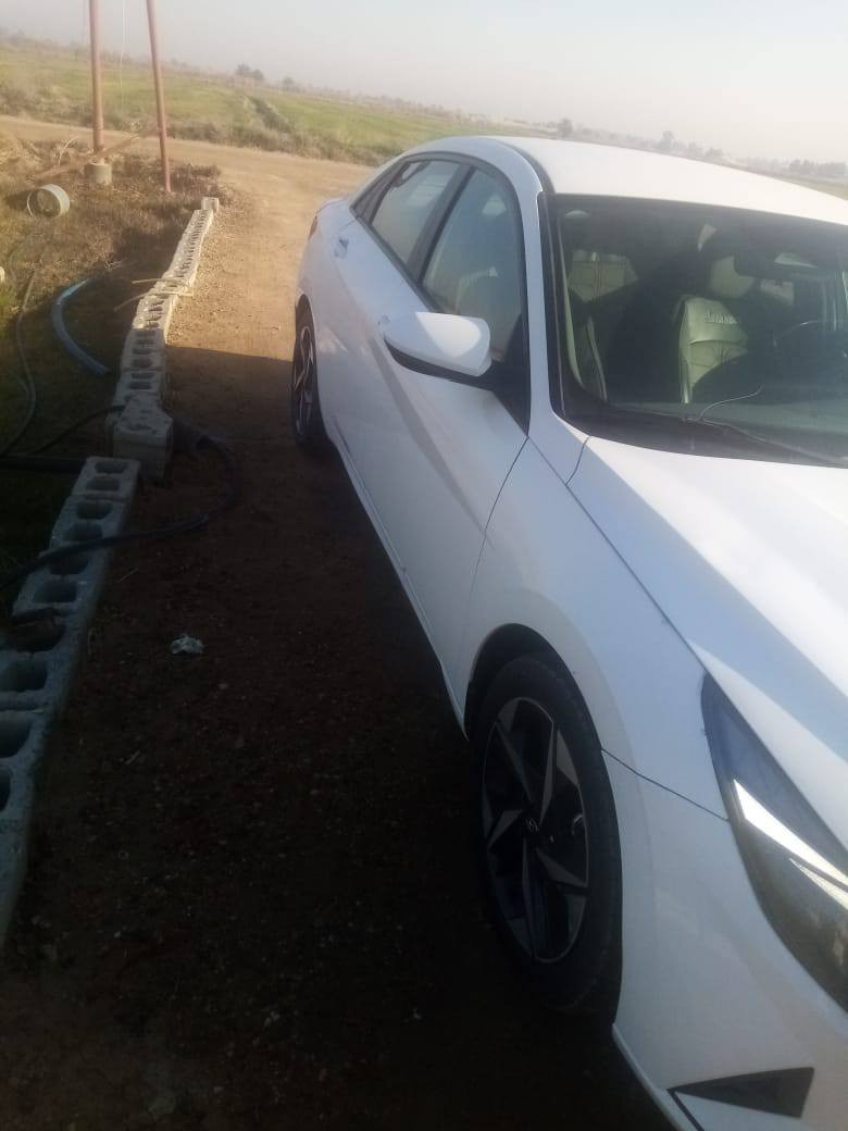 للبيع  او مراوس النتره ٢٣ بغداد امريكي فول مواصفات عدا الفتحه ماشيه ٦٠ الف كيلو فقط بسمي تحويل مباشر ضرر بنيد وخاملغ خلفي وقبق جنطه بدون دواخل  السعر ١٣٥ بي مجال للشراي للاتصال ***********  وات ساب ***********
