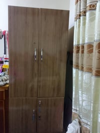 للبيع قرفه ماليزي جديد مستعمله قليل ست ابواب السعر 450 وبيها مجال 0781...