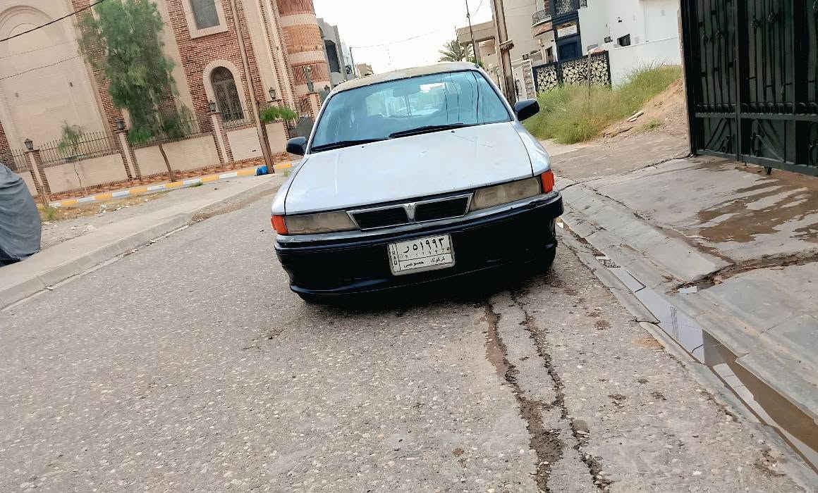 كلاند موديل 91 سنويه كارتوني ساقطه كير صدر تايرات باتري جدد محرك بي تنقيص خفيف مكانه كركوك سعر 15 قفل ***********/*********** كركوك, العراق
